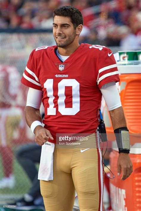 NFL quarterback Jimmy Garoppolo San Francisco 49ers | Liga de rugby ...