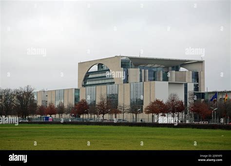 Federal Chancellery building - Berlin, germany Stock Photo - Alamy