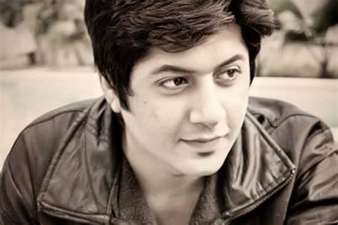 Imran Ashraf – Biography, Age, Education, Dramas | Reviewit.pk