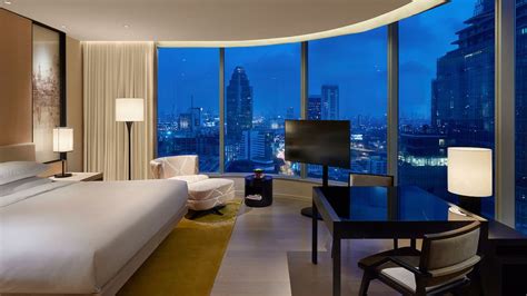 Luxury Hotel Accommodations, Rooms & Suites | Park Hyatt Bangkok