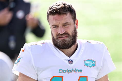 Ryan Fitzpatrick was 'floored' by Dolphins benching for Tua Tagovailoa