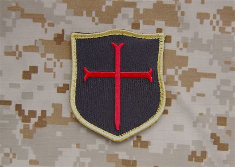 Crusader Shield Patch Black & Red NSWDG DEVGRU - Gold Squadron Team ST6 Navy SEAL | Patches ...