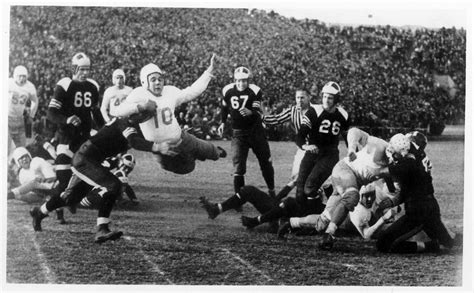 Remembering a Classic Game of the Old Longhorn-Aggie Thanksgiving Football Rivalry