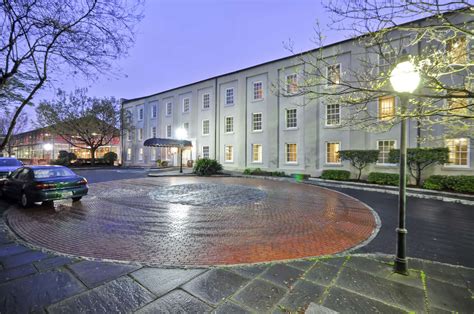 Hampton Inn Charleston-Historic District, 345 Meeting St, Charleston ...