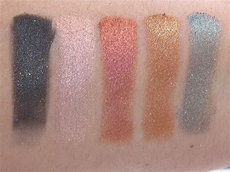 Too Faced Glitter Bomb Eyeshadow Palette Review & Swatches – Musings of a Muse