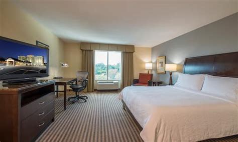 Hilton Garden Inn Atlanta Airport North Hotel Rooms