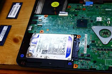 DELL INSPIRON N5010 hard drive replacement – October 6, 2015 | P&T IT BROTHER - Computer Repair ...