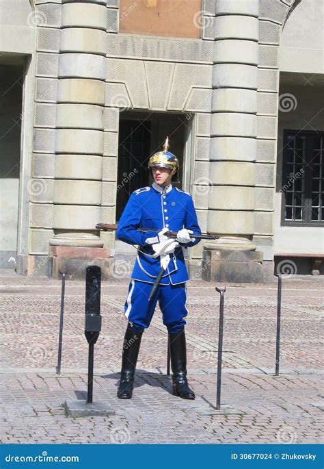 Royal Guard Protecting Royal Palace in Stockholm Editorial Stock Image ...