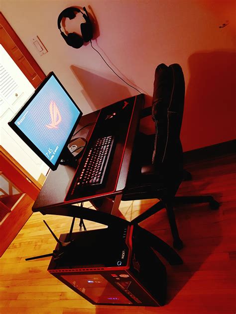 Just finished setting up my new rig :) Red & Black Theme | Computer ...