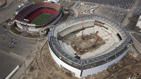 Throwback Thursday: MetLife Stadium Built