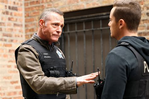 'Chicago P.D.' Season 9 Fall Finale: Is Hank Voight Leaving? Jesse Lee ...