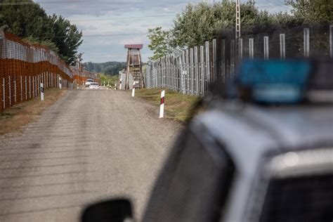 Prague Continues Controversial Border Control on Slovak Border