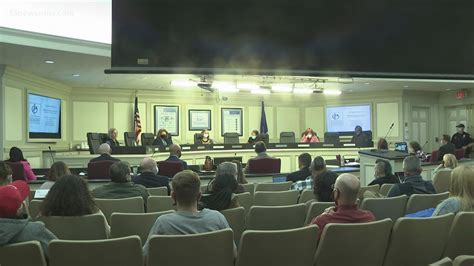 Virginia Beach School Board discusses extending gun-free zones ...