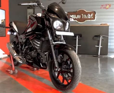 2019 Mahindra Mojo 300 ABS, BS6 makes its appearance in showrooms