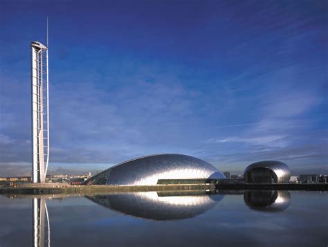 Getting curious about Glasgow Tower | Glasgow Science Centre