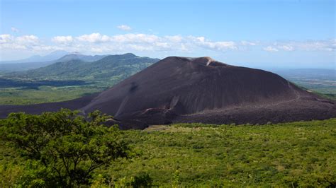 Volcán Cerro Negro I León, Nicaragua - VISIT LEÓN