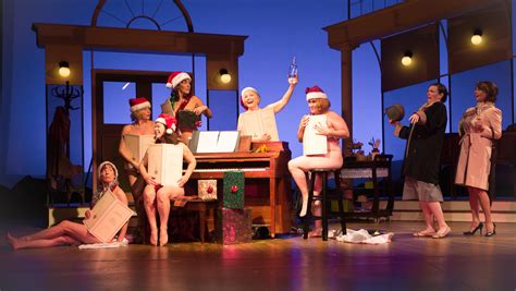 Top Valley actresses go topless in Phoenix Theatre's 'Calendar Girls'