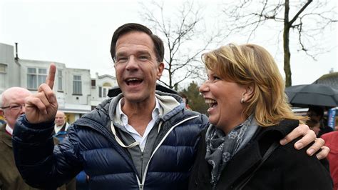 Dutch election: How do you choose between 28 parties? | World News | Sky News