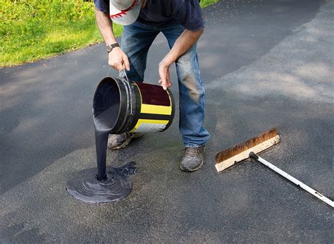 DIY Asphalt Repair: A Comprehensive Guide to Fixing Common Issues