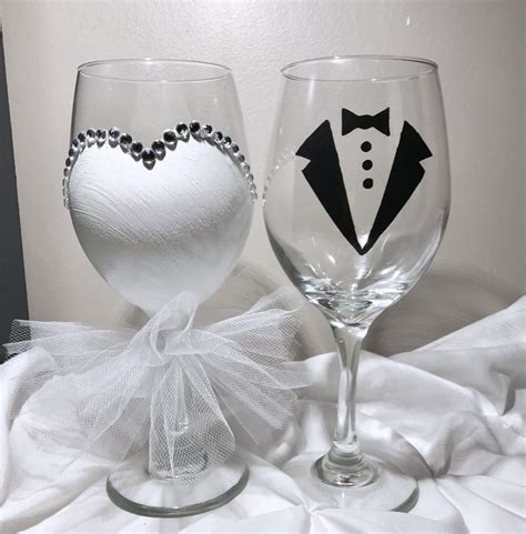 Bride wine glass. Hand painted wine glass. Wedding wine | Bride wine glass, Wedding glasses ...