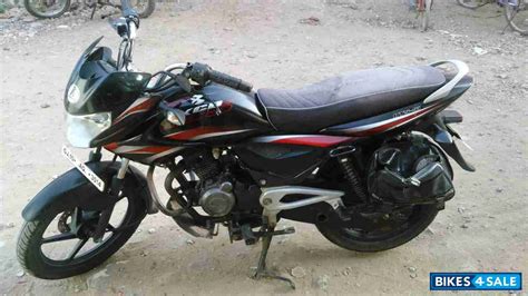 Black Red Bajaj XCD 135 DTS-Si for sale in Jamnagar. Tip top condition ...