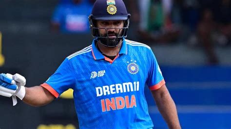 Rohit Sharma breaks Sachin Tendulkar's Asia Cup record after fifty against Pakistan - Crictoday