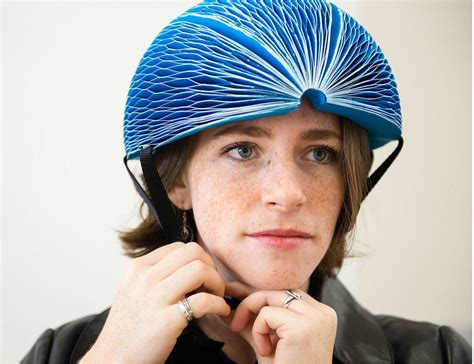 EcoHelmet - Foldable and Recyclable Helmet » Gadget Flow