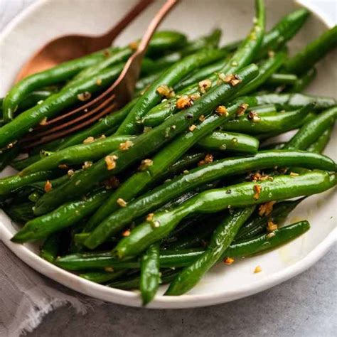 Sautéed Green Beans with Garlic | RecipeTin Eats