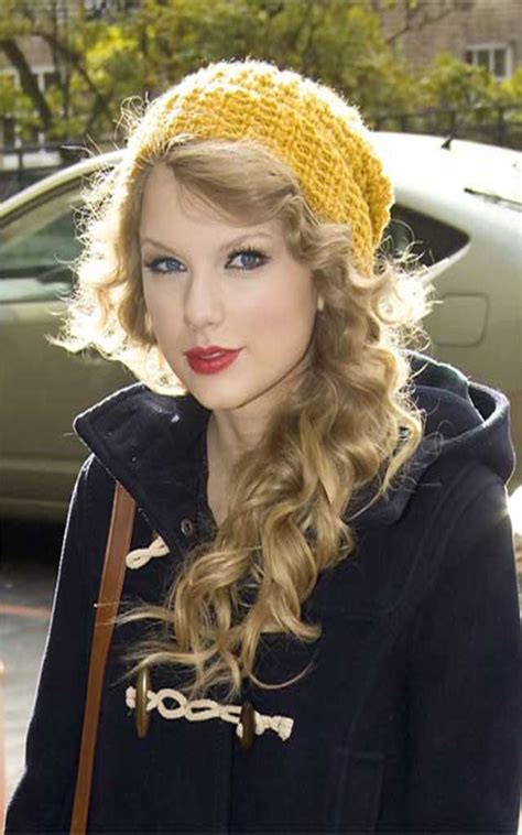 fashionjewellery: Taylor Swift Knit Beanie