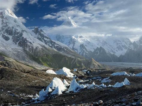 Baltoro Glacier The Longest Glacier In Karakoram Range Pakistan | Natural landmarks, Glacier ...