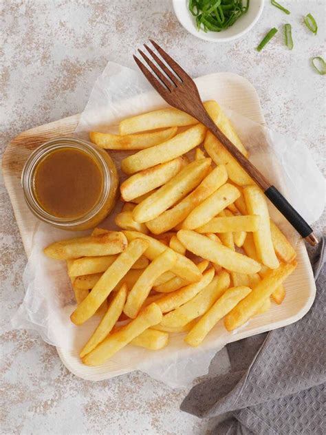 Chinese Chips and Curry Sauce - Khin's Kitchen | Takeout recipe