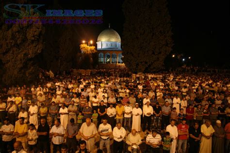 Pray Taraweeh (Qiyam al-Layl) in Ramadan - navedz.com