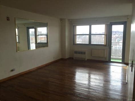 3 bedroom Co-op City apt. for rent at 3410 De Reimer Ave., Apt. 12D - $2100 mth - Co-op City ...