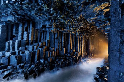 Fingal's Cave, A Unique Caves with Mysterious Voice - Traveldigg.com