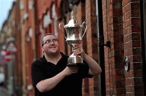 BDO World Champion Stephen Bunting takes trophy home - Liverpool Echo