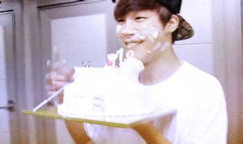 Birthday Cake - Asianfanfics