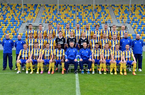 Arka Gdynia S.A. Oficjalny Serwis Internetowy - Drużyna