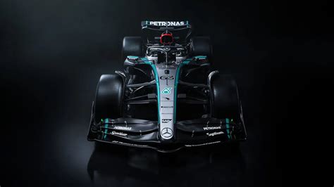 First look at Lewis Hamilton's final Mercedes F1 car, the W15