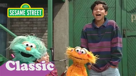 Sesame Street Elmo And Zoe Pretend