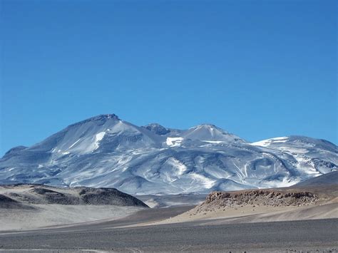 5-five-5: Ojos del Salado (Chile)