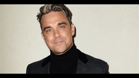 Robbie Williams Biography | Idol Gossip Videos | Hollywood Rocks - YouTube