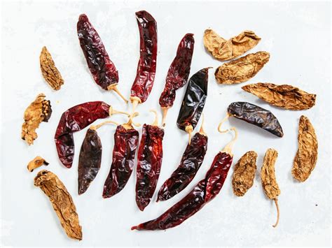 11 Dried Mexican Chiles to Know and Love, and How to Use Them | Mexican ...