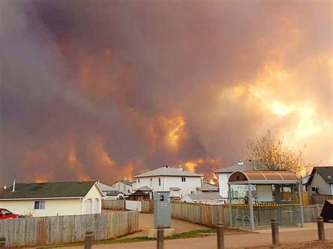 Fort McMurray wildfires: Photos from Tuesday, May 3 | Edmonton Journal