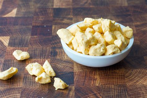 Cocktails, Salads and More! How to Enjoy Cheese Curds Beyond the Fryer (or Poutine) | The Cheese ...