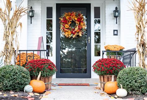 Fall Front Porch Decor - Porch Decorating Ideas for Fall