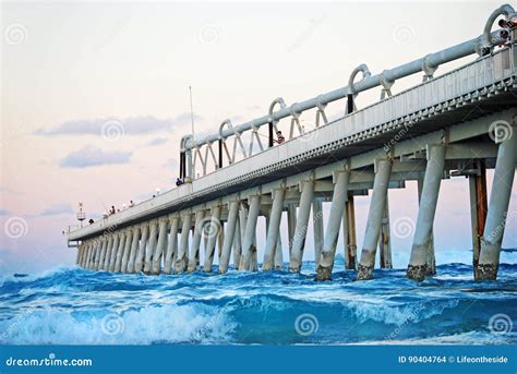 Fishermen Fishing in the Beautiful Ocean of the Spit, Gold Coast, Australia Editorial Stock ...