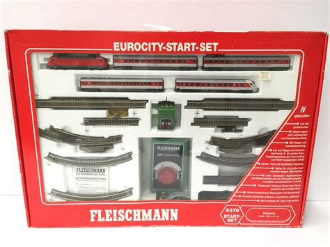 FLEISCHMANN N Gauge Ready to Run Set 9379 Euro Start Set comprising a DB Red O/H Electric Locomo