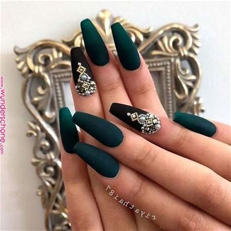 Top 147+ emerald green coffin nails super hot - noithatsi.vn