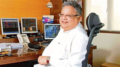 Rakesh Jhunjhunwala earns ₹861 crore from these two stocks in one day | Stock Market News