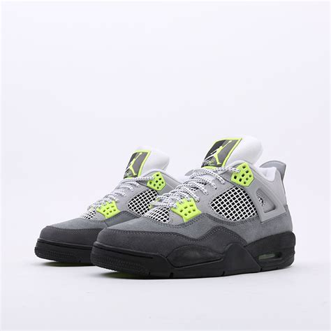 Air Jordan 4 Neon – beyondgoods